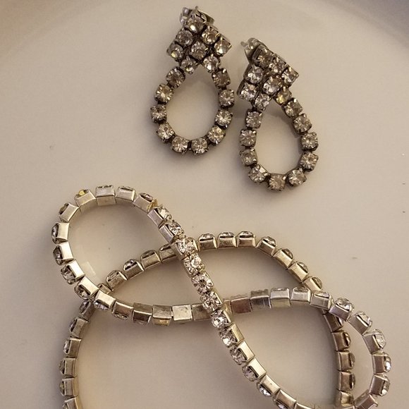 Vintage Earrings and Bracelets - Picture 1 of 1